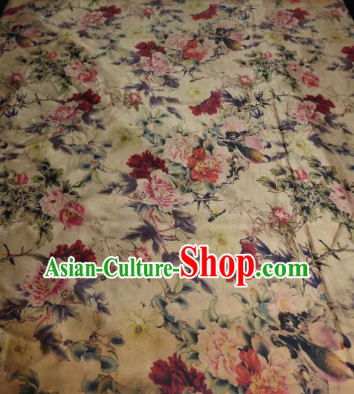 China Traditional Peony Pattern Gambiered Guangdong Gauze Cheongsam Satin Fabric Classical Beige Silk Cloth
