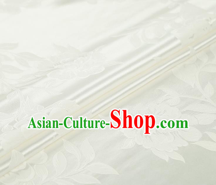 China Jacquard White Silk Fabric Traditional Brocade Fabric Asian Cheongsam Gambiered Guangdong Gauze