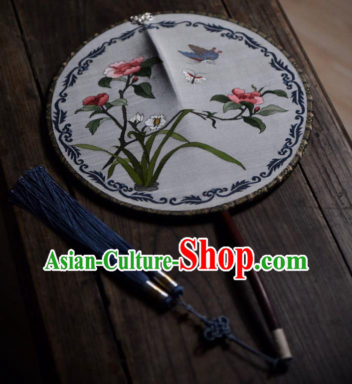 China Handmade Orchids Painting Pattern Palace Fan Traditional White Silk Fan Ancient Ming Dynasty Palace Lady Circular Fan