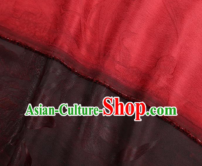 China Traditional Gambiered Guangdong Gauze Classical Cheongsam Jacquard Red Silk Fabric