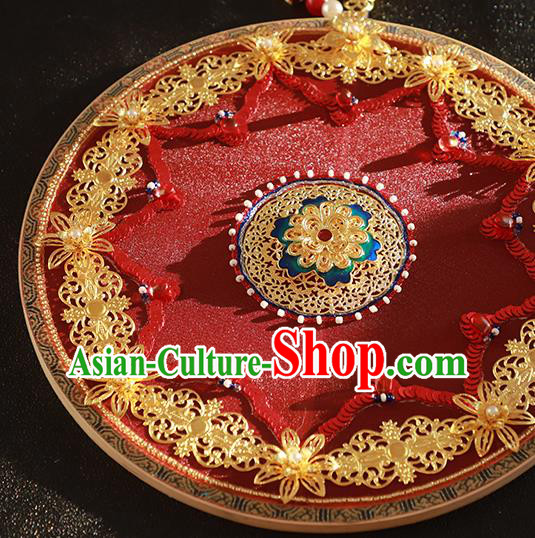 China Wedding Fan Handmade Bride Palace Fan Traditional Xiuhe Suit Red Silk Circular Fan