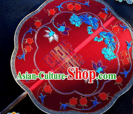 China Handmade Bride Palace Fan Traditional Dance Fan Wedding Red Silk Pomegranate Fan