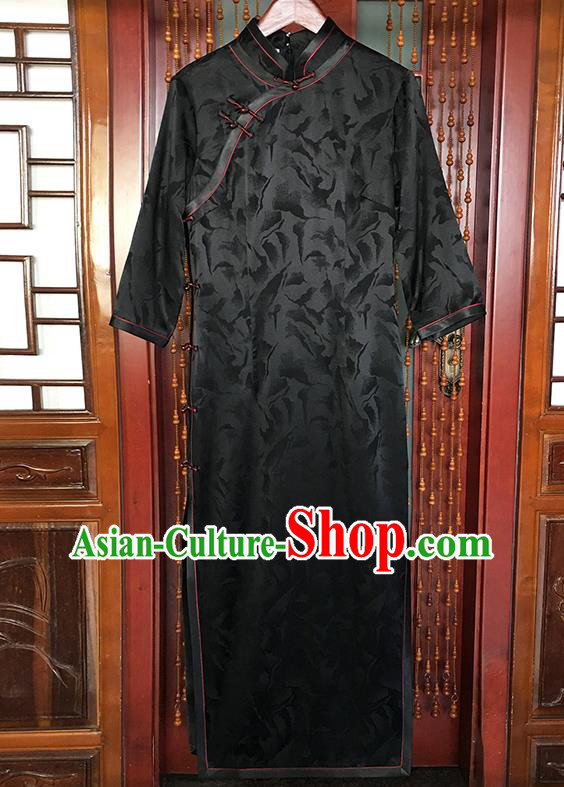 China National Black Silk Qipao Dress Classical Mother Elegant Clothing Traditional Feather Pattern Cheongsam