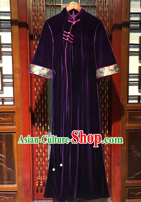 China Traditional Embroidered Wide Sleeve Cheongsam National Purple Velvet Qipao Dress