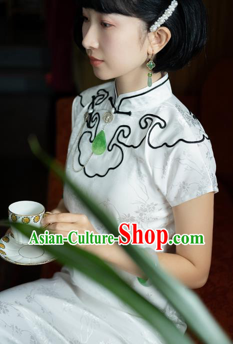 China National White Silk Qipao Dress Clothing Traditional Young Lady Slant Opening Cheongsam