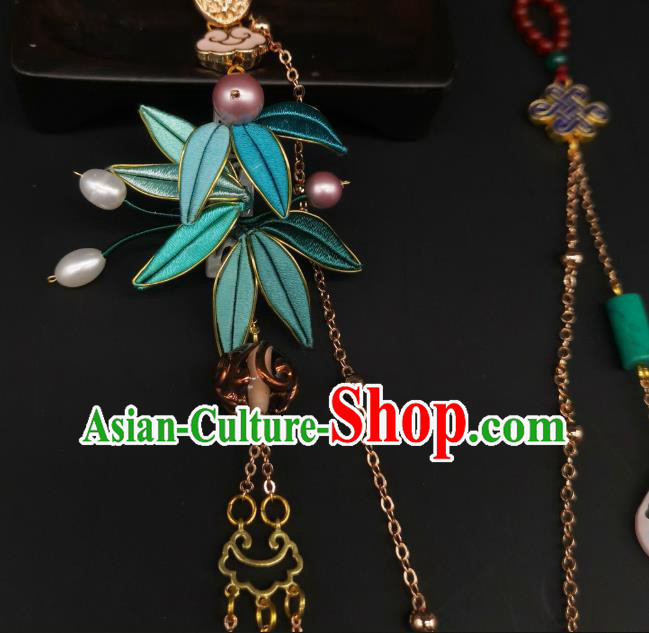 China Traditional Cheongsam Brooch Accessories Handmade Blue Silk Bamboo Leaf Lappet Pendant