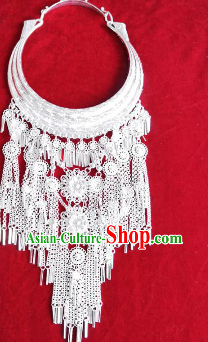 China Traditional Guizhou Ethnic Necklet Jewelry Miao Nationality Silver Necklace Accessories