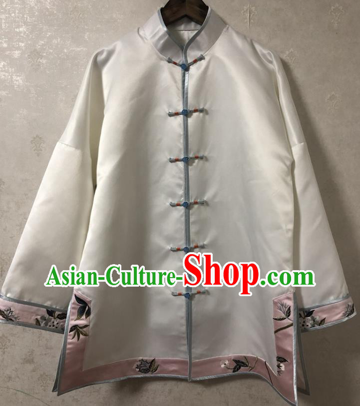China Woman Upper Outer Garment Tang Suit White Silk Blouse Traditional Embroidered Shirt