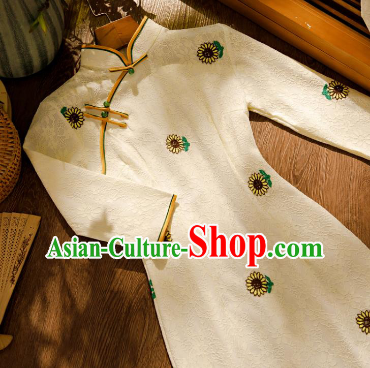 Chinese Traditional Young Lady Cheongsam Classical Printing Sunflowers White Lace Qipao Dress