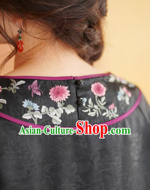 China National Young Beauty Qipao Dress Classical Embroidered Black Silk Cheongsam Costume