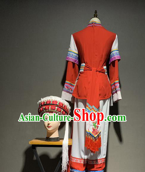 Chinese Bai Nationality Minority Costumes Yunnan Ethnic Young Woman Outfits Clothing and Hat