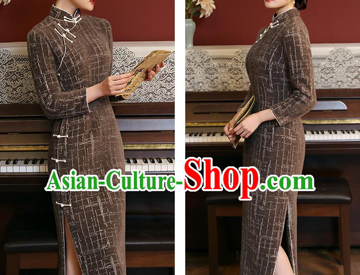 Chinese Traditional Winter Cheongsam National Young Lady Costume Classical Brown Mink Hair Qipao Dress