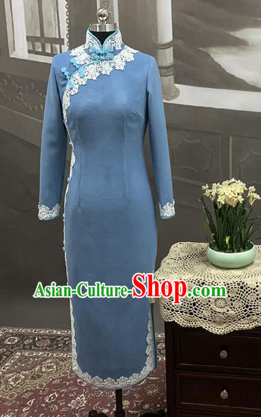 Republic of China Classical Young Lady Winter Cheongsam Costume Traditional Blue Woolen Qipao Dress