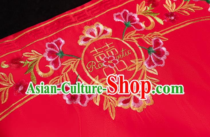 China Red Satin Kerchief Xiuhe Suit Embroidered Bridal Veil Traditional Wedding Headpiece