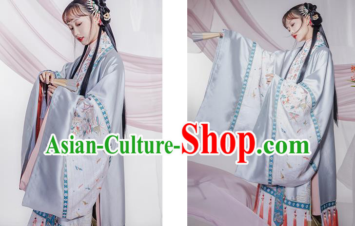 China Traditional Ming Dynasty Nobility Woman Embroidery Costumes Ancient Court Princess Hanfu Clothing