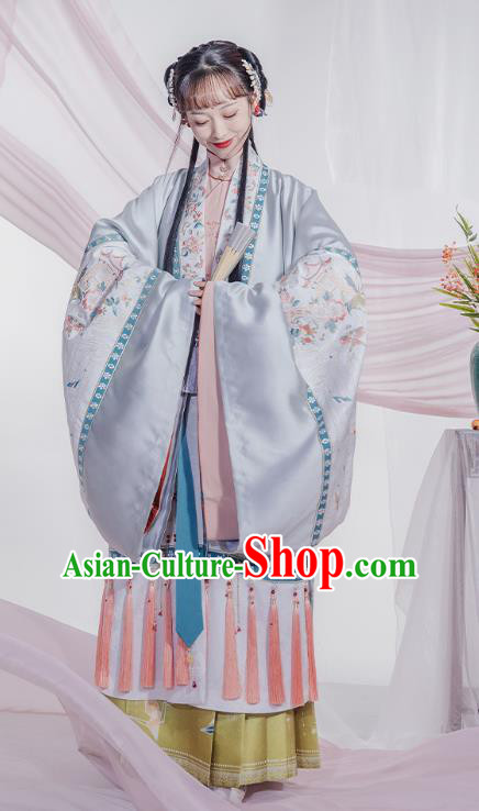 China Traditional Ming Dynasty Nobility Woman Embroidery Costumes Ancient Court Princess Hanfu Clothing