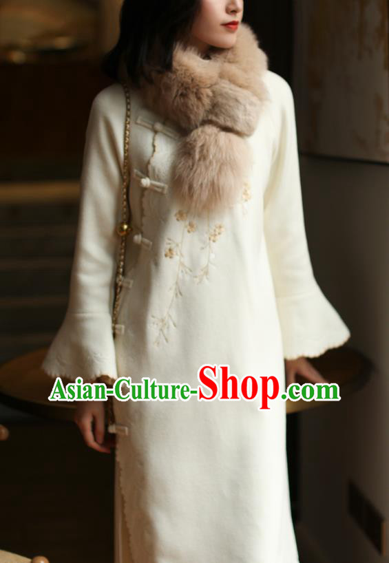 China Embroidered Beige Woolen Cheongsam Costume Traditional New Year Qipao Dress