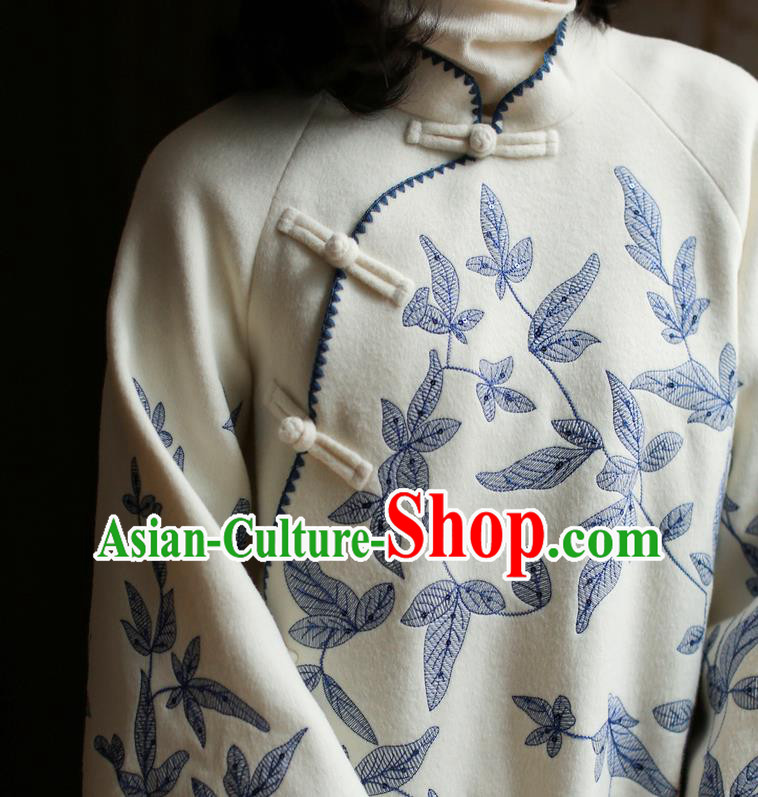 China Winter Printing White Woolen Cheongsam Costume Traditional Young Woman Qipao Dress