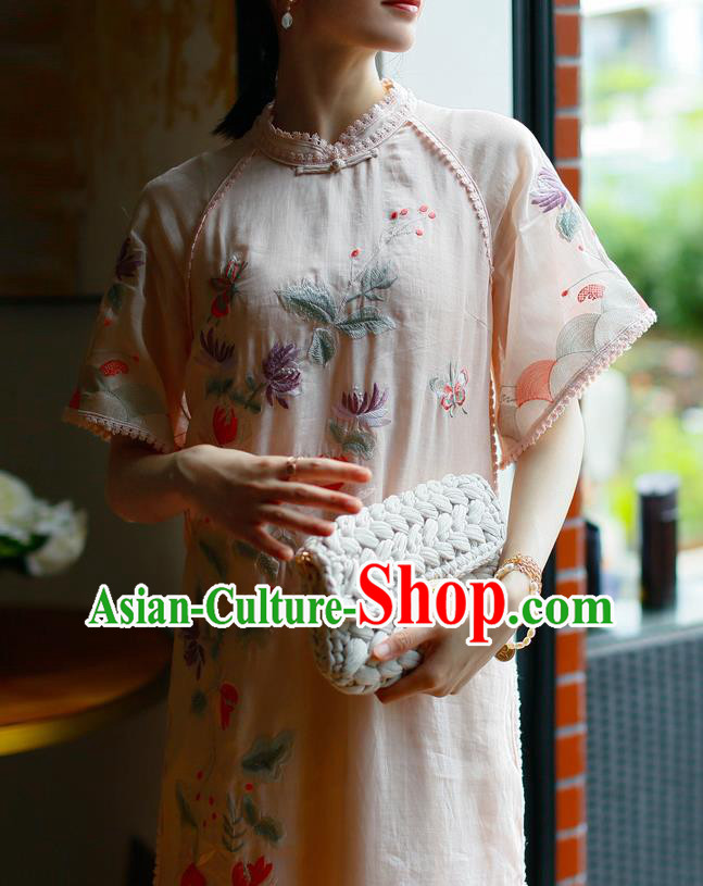 China Classical Pink Ramine Cheongsam Costume Traditional Young Woman Embroidered Chrysanthemum Qipao Dress