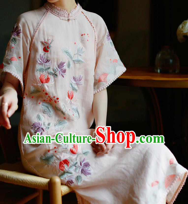 China Classical Pink Ramine Cheongsam Costume Traditional Young Woman Embroidered Chrysanthemum Qipao Dress