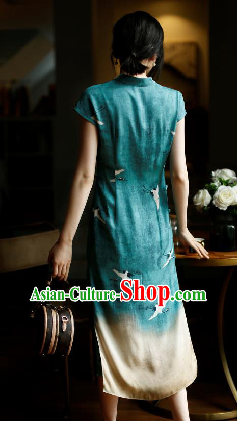 China Classical Young Woman Cheongsam Costume Traditional Printing Green Silk Qipao Dress