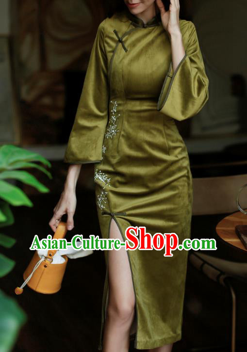 China Classical Dance Cheongsam Costume Traditional Young Lady Green Pleuche Qipao Dress