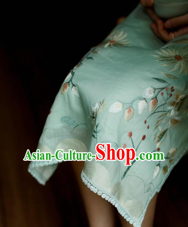 China Classical Embroidered Green Cheongsam Costume Traditional Young Lady Qipao Dress