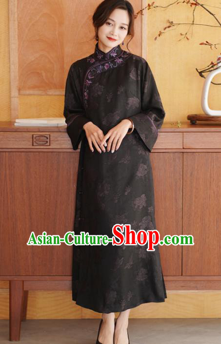 Republic of China Classical Embroidered Black Silk Qipao Dress Traditional Stand Collar Cheongsam Clothing