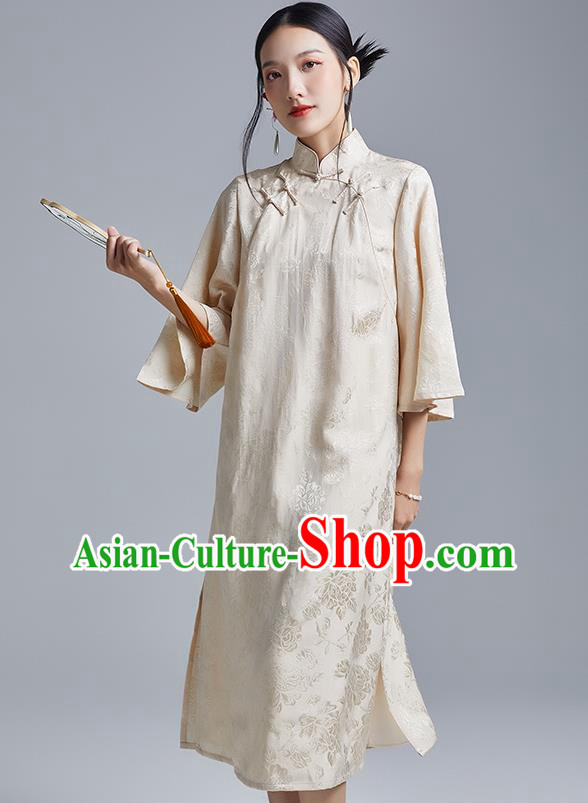 China Classical Brocade Cheongsam Costume Traditional Young Lady Beige Silk Qipao Dress