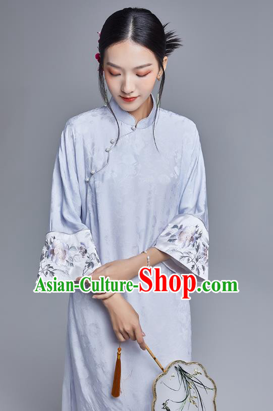 China Classical Embroidered Brocade Cheongsam Costume Traditional Young Lady Blue Silk Qipao Dress