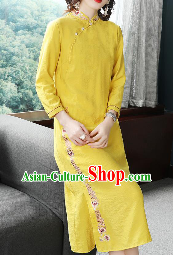 Chinese Tang Suit Embroidered Yellow Cheongsam Costume Traditional Woman Slant Opening Qipao Dress