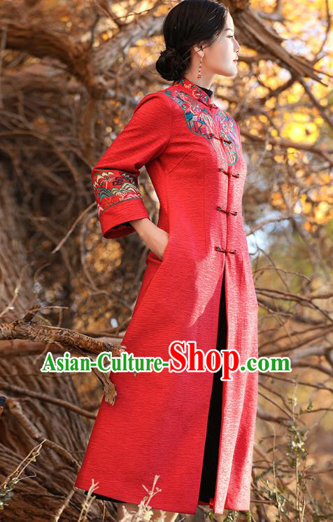 Chinese Traditional Embroidered Outer Garment National Tang Suit Red Dust Coat