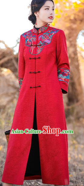 Chinese Traditional Embroidered Outer Garment National Tang Suit Red Dust Coat