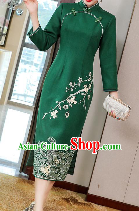 China Traditional Embroidered Green Wool Cheongsam Costume Classical Tang Suit Qipao Dress