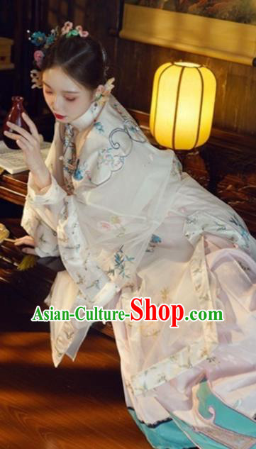 China Traditional Qing Dynasty Court Woman Costumes Ancient Imperial Concubine Embroidered Clothing Complete Set