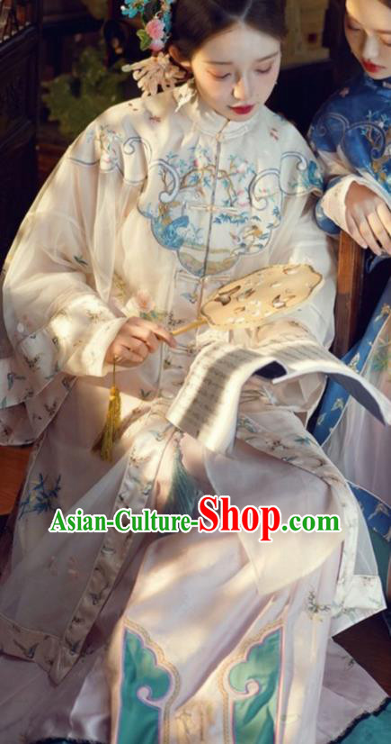 China Traditional Qing Dynasty Court Woman Costumes Ancient Imperial Concubine Embroidered Clothing Complete Set