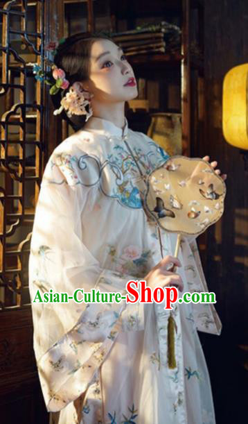 China Traditional Qing Dynasty Court Woman Costumes Ancient Imperial Concubine Embroidered Clothing Complete Set