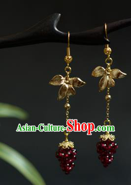 China Traditional Cheongsam Garnet Grape Ear Accessories Handmade Earrings Jewelry