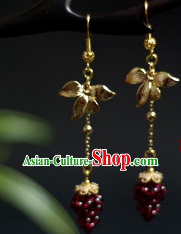 China Traditional Cheongsam Garnet Grape Ear Accessories Handmade Earrings Jewelry