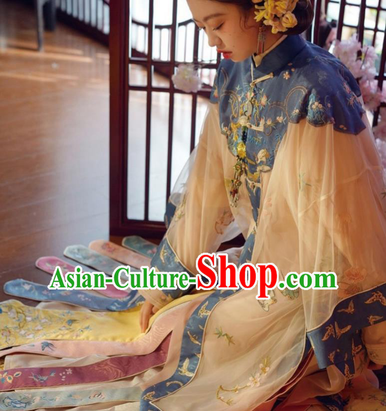 China Qing Dynasty Imperial Concubine Historical Costumes Ancient Court Woman Embroidered Clothing