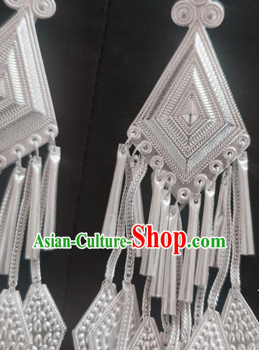 China Traditional Liangshan Yi Nationality Silver Ear Accessories Handmade Ethnic Folk Dance Earrings