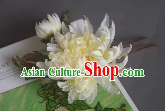 Chinese Traditional Hanfu Hair Stick Handmade Hair Accessories Cheongsam Yellow Silk Chrysanthemum Hairpin
