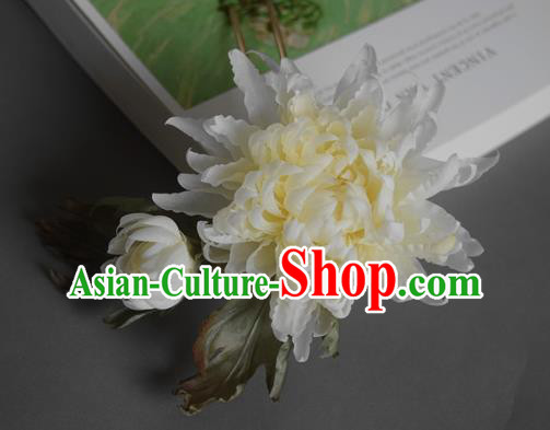 Chinese Traditional Hanfu Hair Stick Handmade Hair Accessories Cheongsam Yellow Silk Chrysanthemum Hairpin