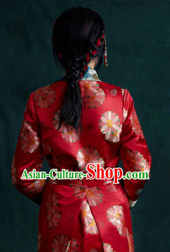 China Tibetan Ethnic Woman Folk Dance Clothing Zang Nationality Red Brocade Bola Dress