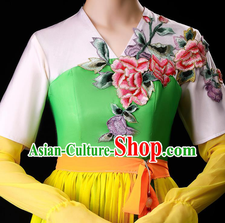 Chinese Yangko Dance Performance Embroidered Green Outfits Traditional Folk Dance Clothing