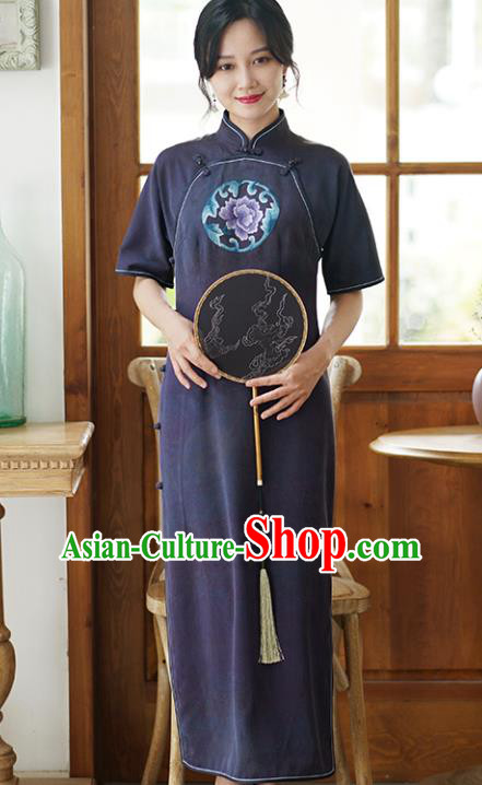 China Classical Cheongsam Dress National Embroidered Peony Purple Silk Qipao Costume