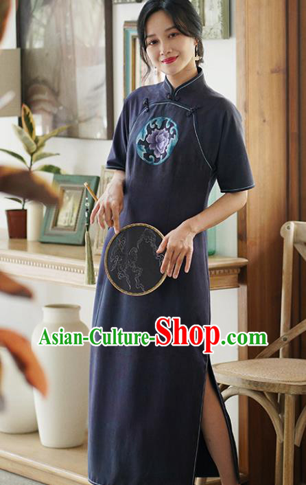 China Classical Cheongsam Dress National Embroidered Peony Purple Silk Qipao Costume
