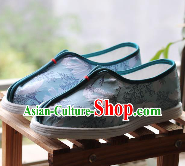 China Handmade Multi Layered Cloth Shoes National Country Woman Green Shoes