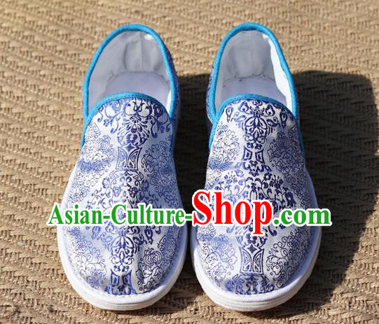 Chinese Handmade Blue and White Porcelain Shoes Brocade Shoes Traditional Martial Arts Shoes