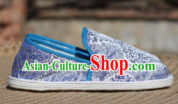 Chinese Handmade Blue and White Porcelain Shoes Brocade Shoes Traditional Martial Arts Shoes